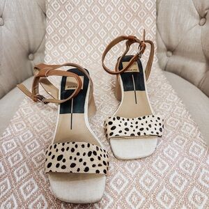 Dolce Vita Tan and Black Wedge Shoes Elegant Design